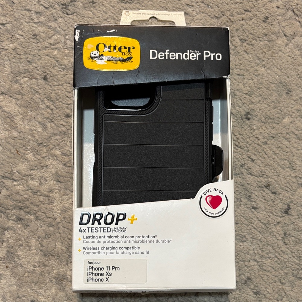New OtterBox Defender Pro Black Case for iPhone 11 Pro/Xs/X